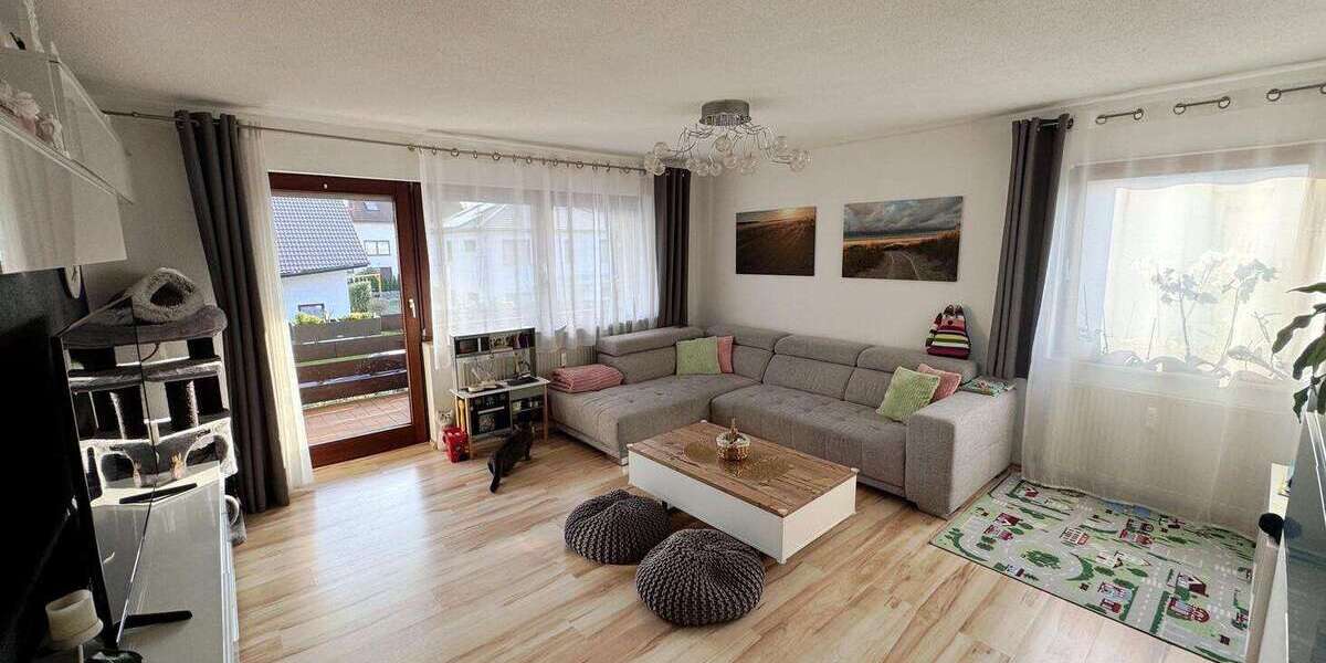 Etagenwohnung Obersulm - 3 Zimmer, 89 m&sup2;, 299.000&euro; | Angebot:25807426