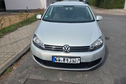 VW Golf 166.000 km 6.200 &euro; Rüsselsheim 65428