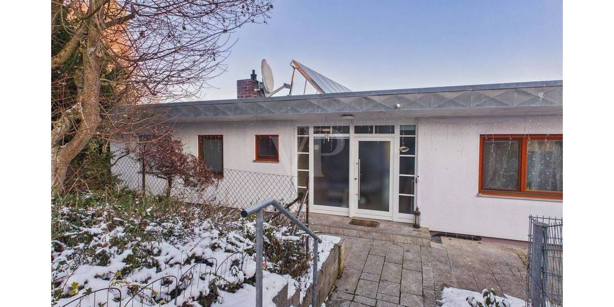 Bungalow Schweinfurt Haardt - 1 Zimmer, 265 m&sup2;, 2.200&euro; | Angebot:26583287