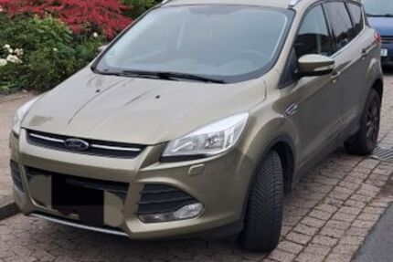 Ford Kuga 170.500 km 7.300 € Langenhagen 30855