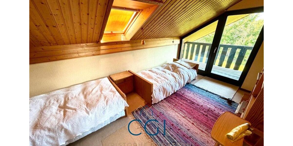 Einfamilienhaus Blieskastel - 10 Zimmer, 250 m&sup2;, 249.000&euro; | Angebot:27135161