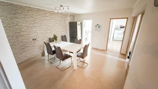 Etagenwohnung Balingen - 4 Zimmer, 120 m&sup2;, 1.200&euro; | Angebot:26399996