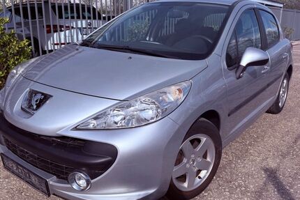 Peugeot 207 145.000 km 2.790 &euro; Markt Schwaben 85570