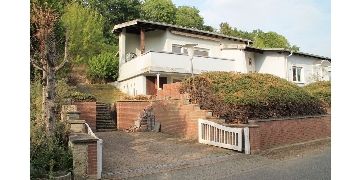 Haus: 2 Wohnungen, 2 Eingänge, 2 Terrassen. Platz für 2 Generationen! Achtung: Bieterverfahren! - Zweifamilienhaus Vettweiß | Angebot:22746895