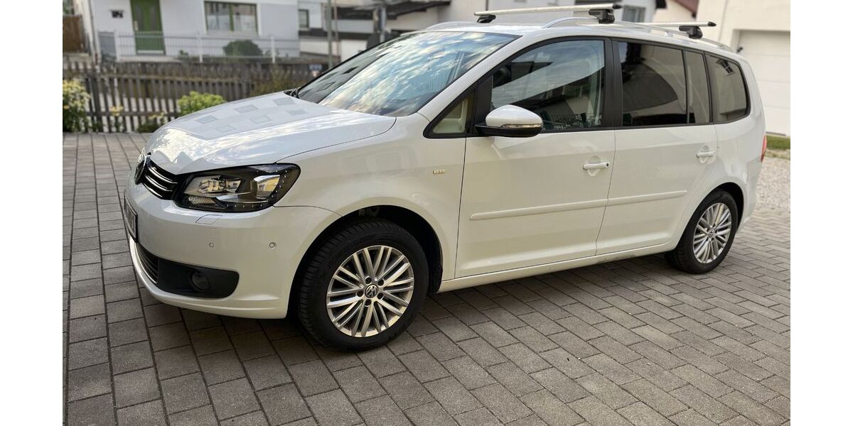 VW Touran 196.000 km 9.890 &euro; Vilsbiburg 84137