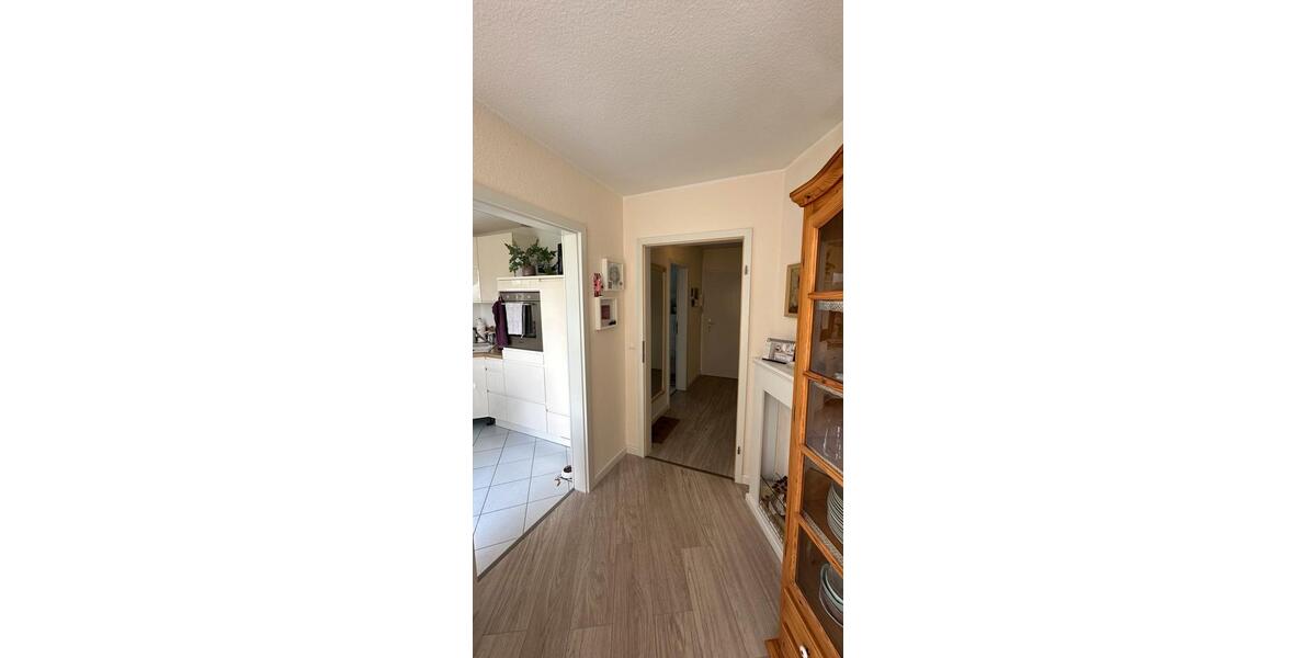 Dachgeschoßwohnung Kiel Wik - 2 Zimmer, 67 m&sup2;, 375.000&euro; | Angebot:26833040