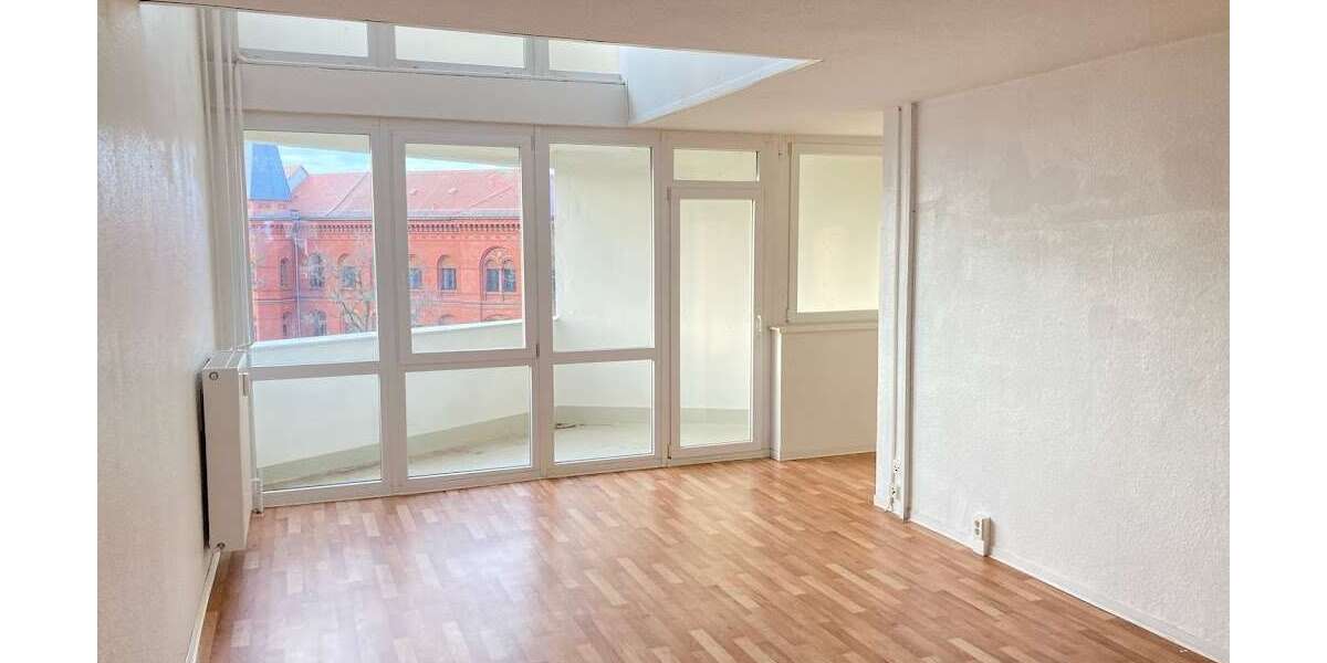 Wohnung zum Mieten in Dessau-Roßlau 631 € 108.79 m² 4 zimmer