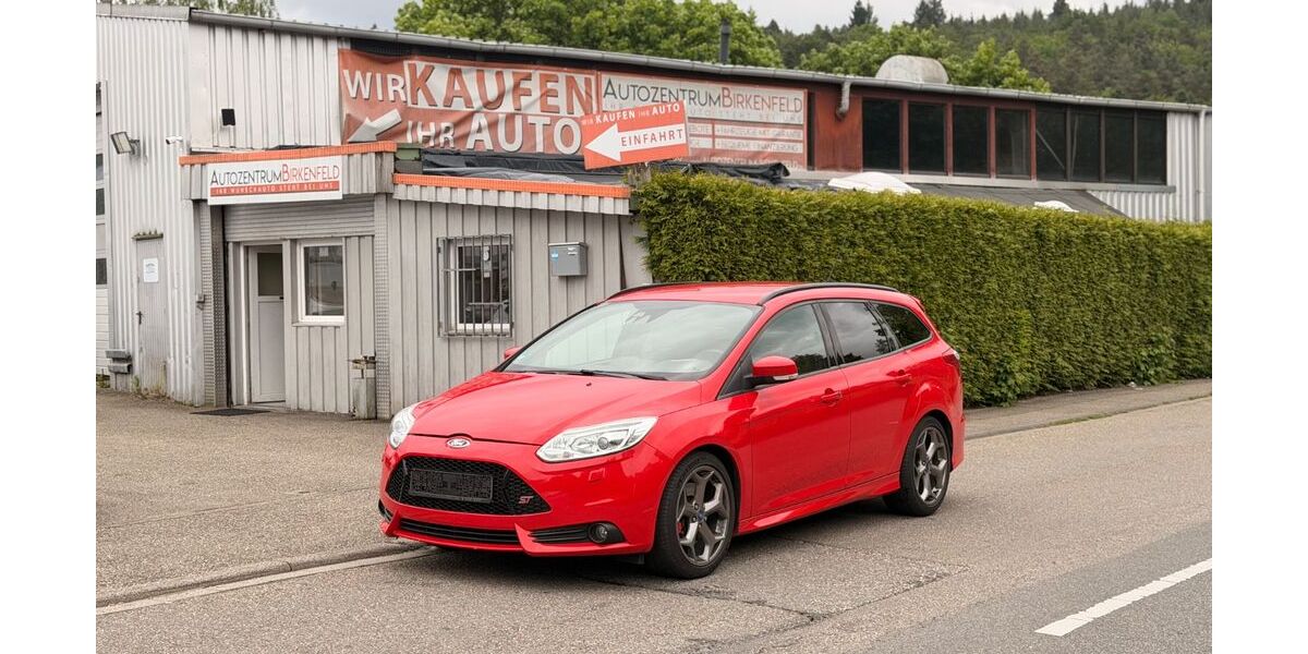 Ford Focus 116.000 km 9.590 &euro; Birkenfeld bei Pforzheim 75217