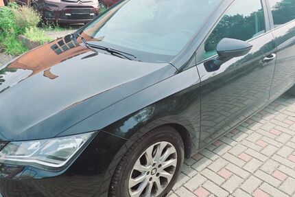 Seat Leon 266.300 km 4.290 &euro; Chemnitz 09114