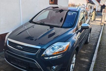 Ford Kuga 88.100 km 9.699 &euro; Oberasbach 90522