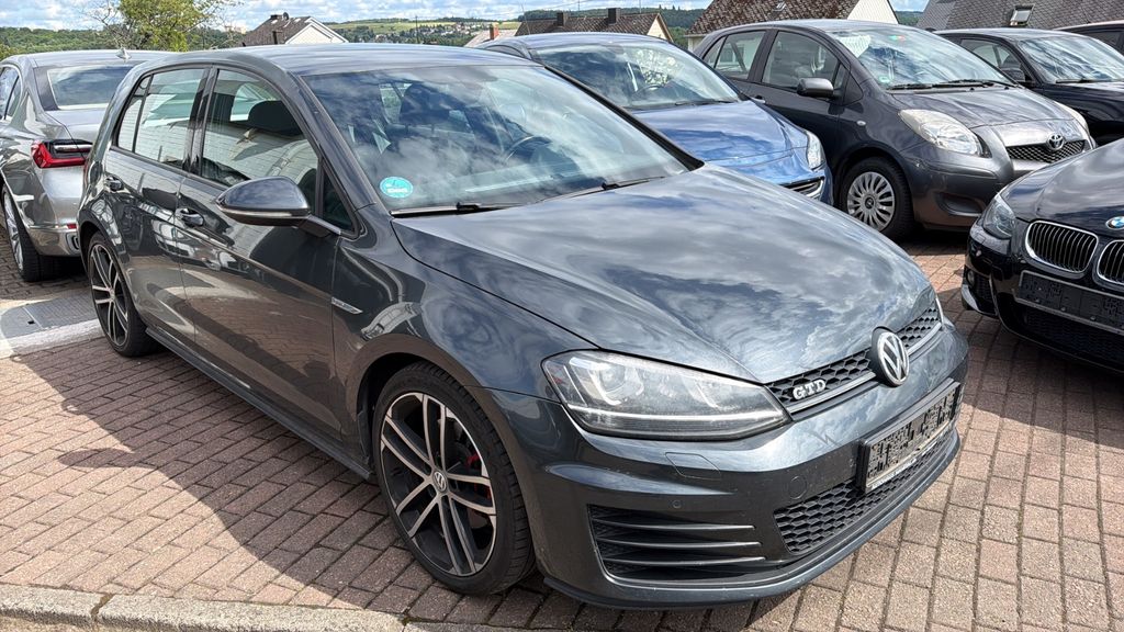 VW Golf 256.000 km 8.500 &euro; Idar Oberstein 55743