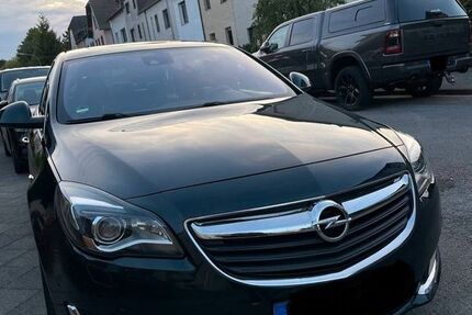 Opel Insignia 107.000 km 10.100 &euro; Mönchengladbach 41239