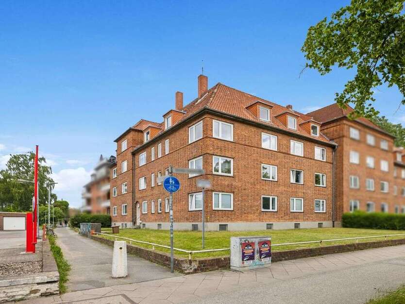 Haus zum Kaufen in Lübeck 1.495.000 € 814.74 m²