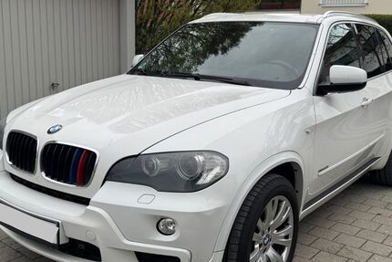 BMW X5 253.452 km 9.900 &euro; Putzbrunn 85640