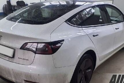 Tesla Model 3 32.950 km 28.720 &euro; Schöningen 38364
