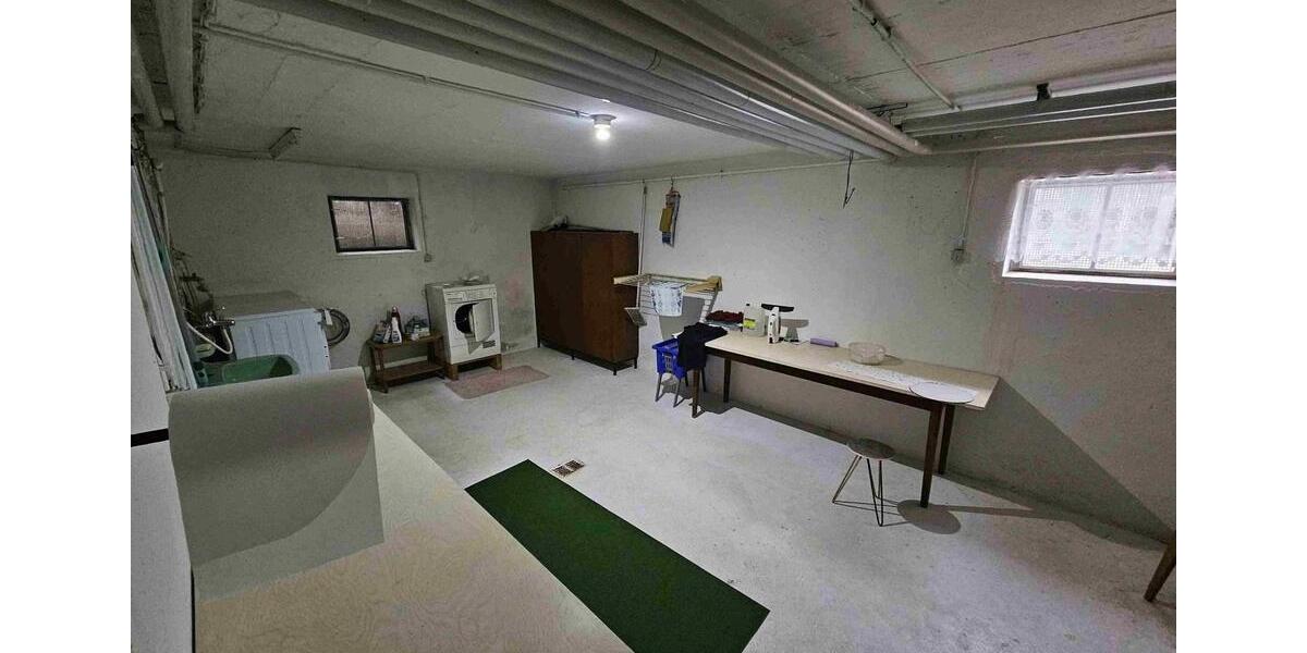 Einfamilienhaus Ochsenhausen - 7 Zimmer, 174 m&sup2;, 430.000&euro; | Angebot:26121638