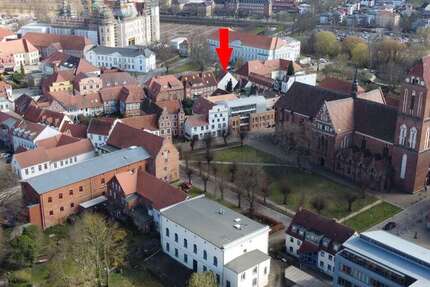 Haus Güstrow - 8 Zimmer, 193 m&sup2;, 360.000&euro; | Angebot:26461723