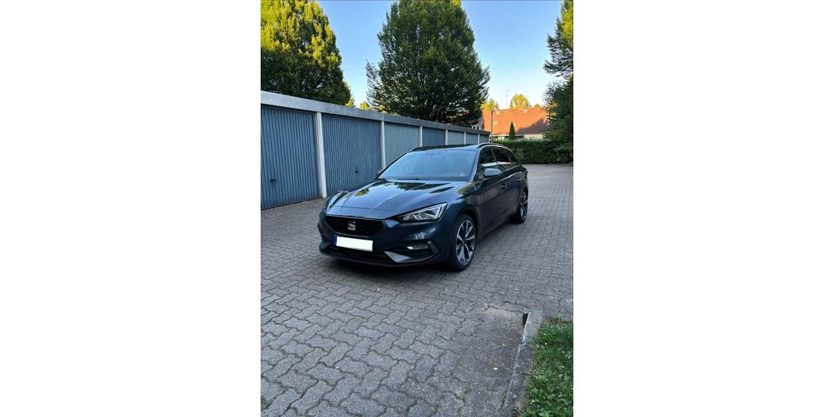 Seat Leon 58.886 km 21.600 &euro; Hamburg 22417