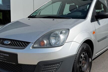 Ford Fiesta 180.000 km 1.990 &euro; Werther Westfalen 33824