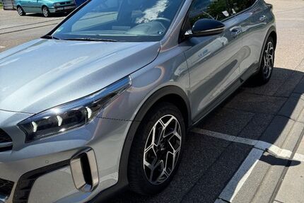 Kia XCeed 28.500 km 24.900 € Stuttgart 70372