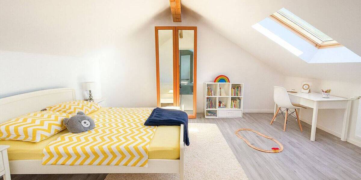Einfamilienhaus Niedernjesa Niedernjesa - 8 Zimmer, 220 m&sup2;, 694.000&euro; | Angebot:26192134
