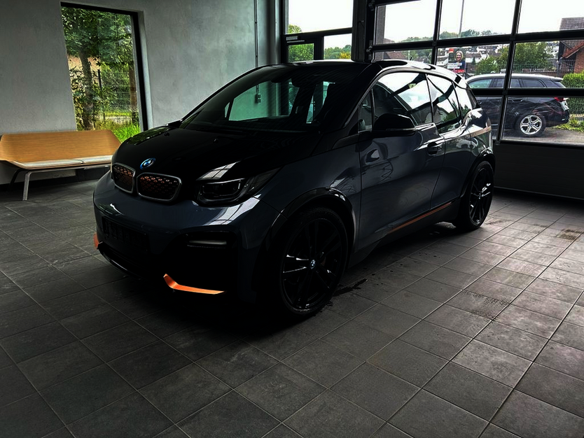 i3