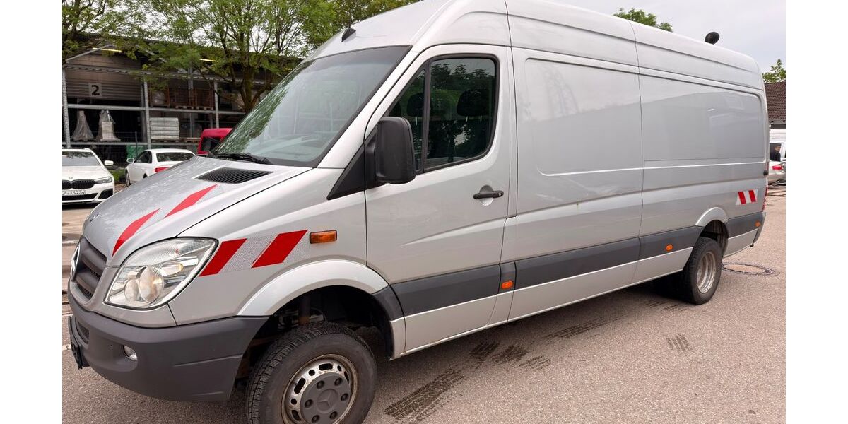 Mercedes-Benz Sprinter 175.000 km 19.900 &euro; München 81243
