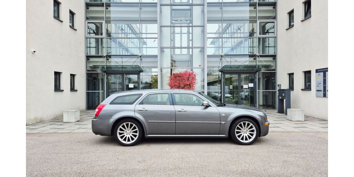 Chrysler 300C 170.000 km 10.900 &euro; Nürnberg 90431