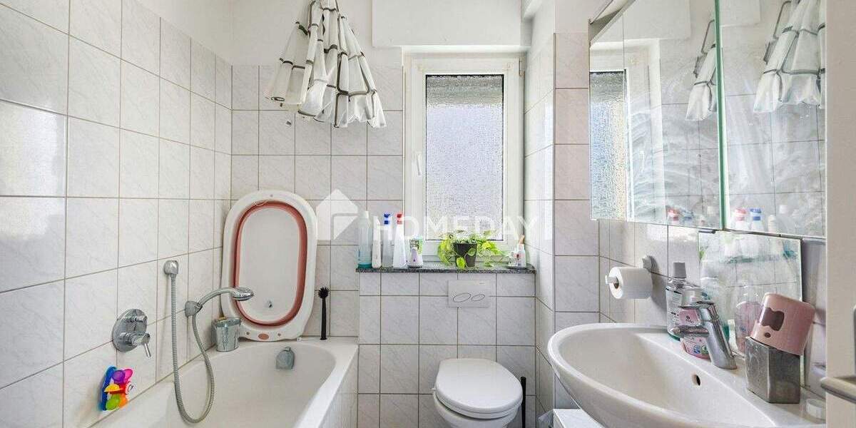 Mehrfamilienhaus, Wohnhaus Frankfurt Bonames - 9 Zimmer, 280 m&sup2;, 1.080.000&euro; | Angebot:25820181