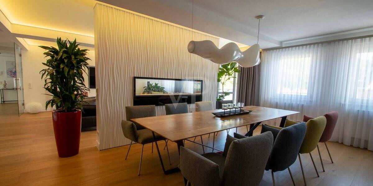 Etagenwohnung Suhl - 4 Zimmer, 184 m&sup2;, 399.000&euro; | Angebot:25742632