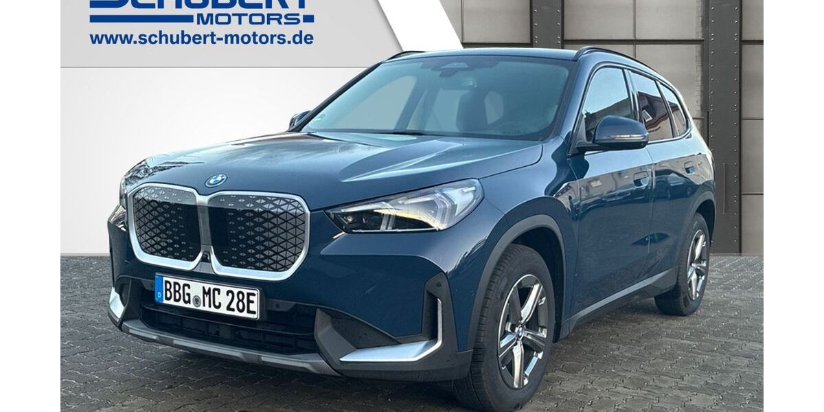 BMW iX1 1.500 km 44.690 &euro; Oschersleben 39387