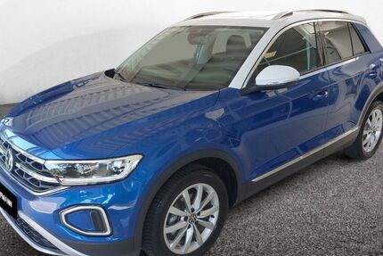 VW T-Roc 3.714 km 32.589 &euro; Pößneck 07381
