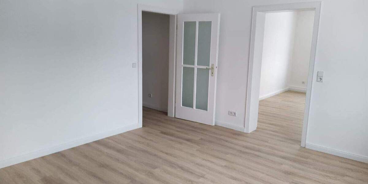 Etagenwohnung Plattenburg Glöwen - 2 Zimmer, 49 m&sup2;, 295&euro; | Angebot:23252345