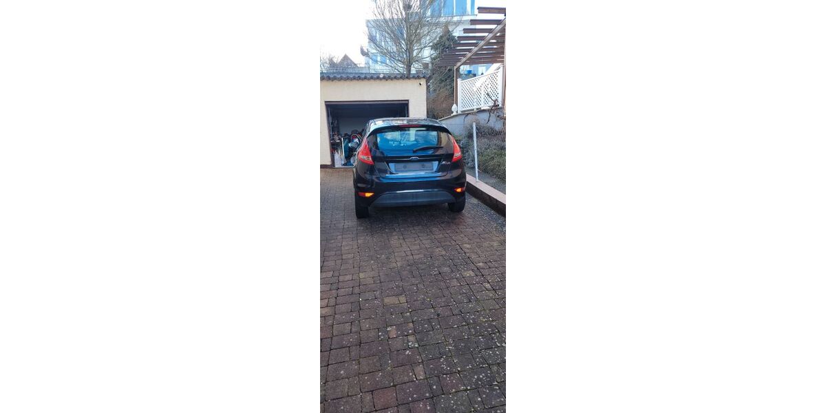 Ford Fiesta 122.000 km 3.300 &euro; pforzheim 75175