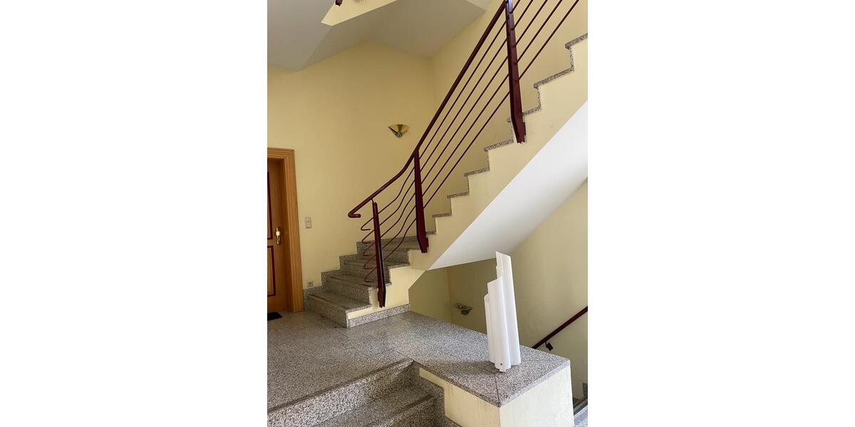 Dachgeschoßwohnung Meiningen - 2 Zimmer, 46 m&sup2;, 465&euro; | Angebot:26337116