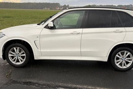 BMW X5 215.000 km 23.500 &euro; Freital 01705