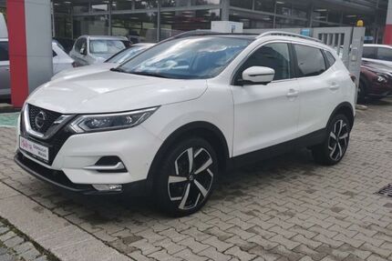 Nissan Qashqai 70.045 km 16.460 &euro; München 81677