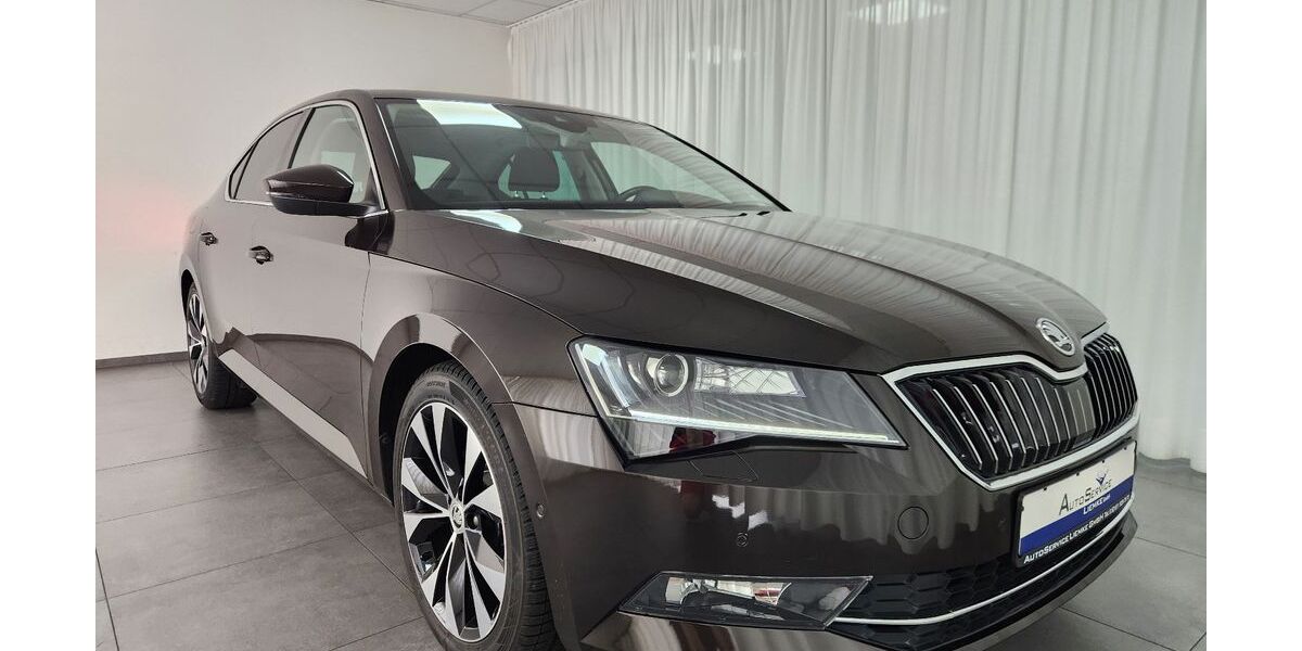 Skoda Superb 35.896 km 23.990 € Schloß Holte-Stukenbrock 33758