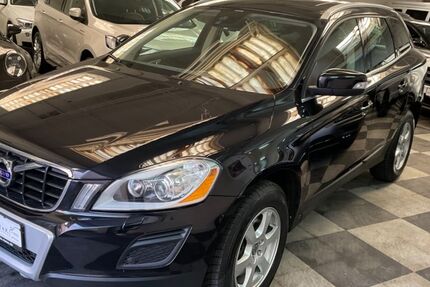 Volvo XC60 319.189 km 8.880 &euro; Hamburg 22087