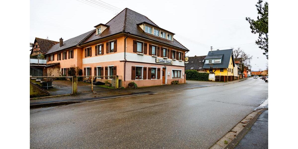 Einfamilienhaus Emmendingen - 15 Zimmer, 625 m&sup2;, 4.550&euro; | Angebot:26131094