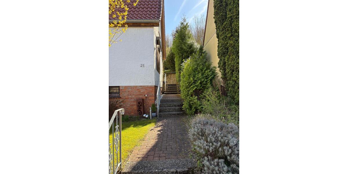 Einfamilienhaus Bad Salzdetfurth - 7 Zimmer, 125 m&sup2;, 290.000&euro; | Angebot:26328208