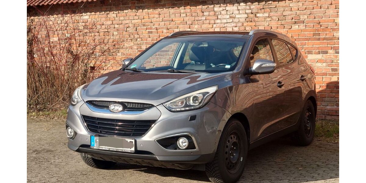 Hyundai ix35 125.000 km 9.600 &euro; Isenbüttel 38550