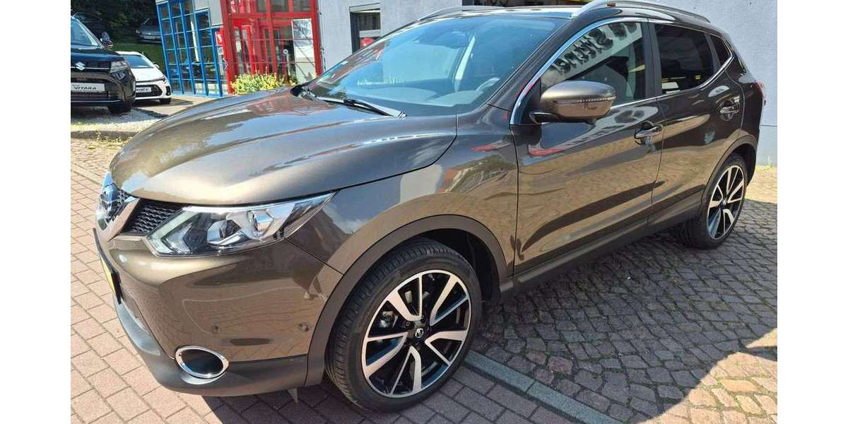 Nissan Qashqai 29.745 km 16.795 &euro; Mittweida 09648