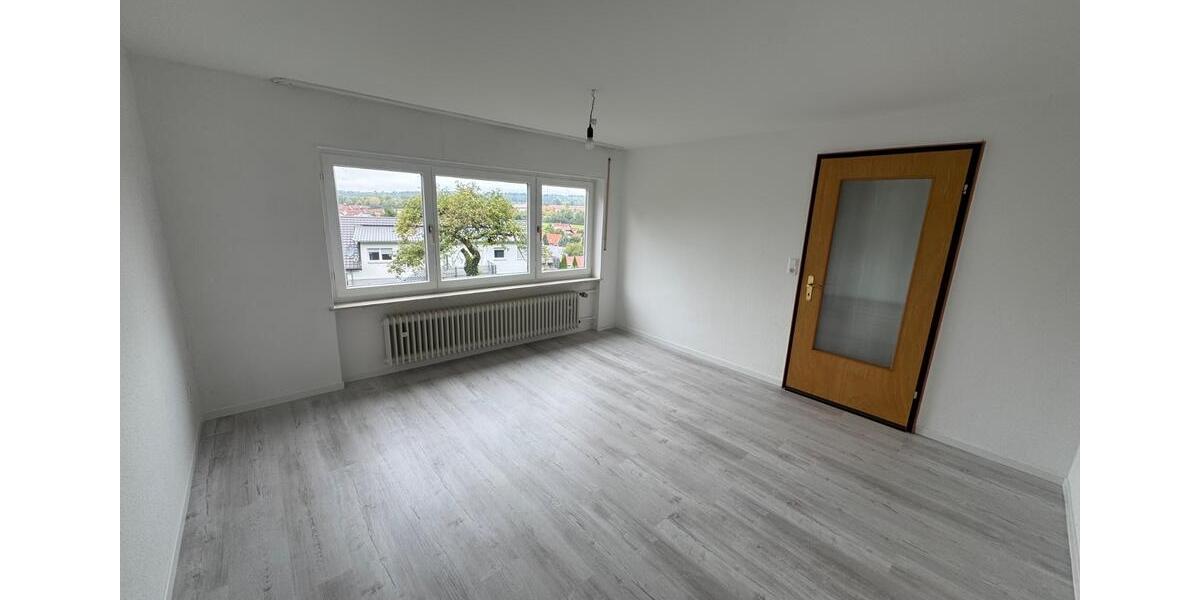 Einfamilienhaus Buchen (Odenwald) - 7 Zimmer, 142 m&sup2;, 1.500&euro; | Angebot:25313832