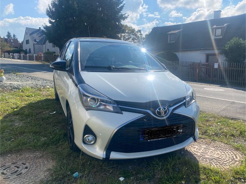 Toyota Yaris 84.000 km 11.200 € Treuen 08233