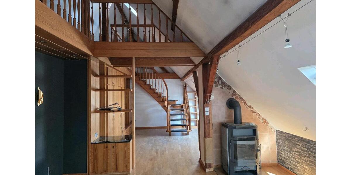 Dachgeschoßwohnung Herdorf - 4 Zimmer, 100 m&sup2;, 155.000&euro; | Angebot:26889413