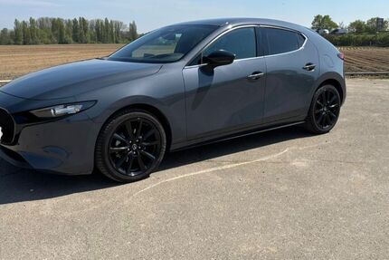 Mazda 3 15.000 km 22.900 &euro; Speyer 67346