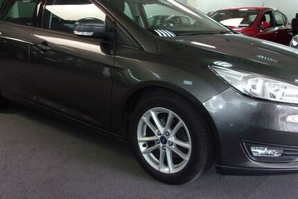 Ford Focus 125.000 km 7.750 &euro; Herford 32051