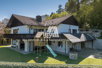 Haus Lauf an der Pegnitz - 8 Zimmer, 248 m&sup2;, 549.000&euro; | Angebot:26866776