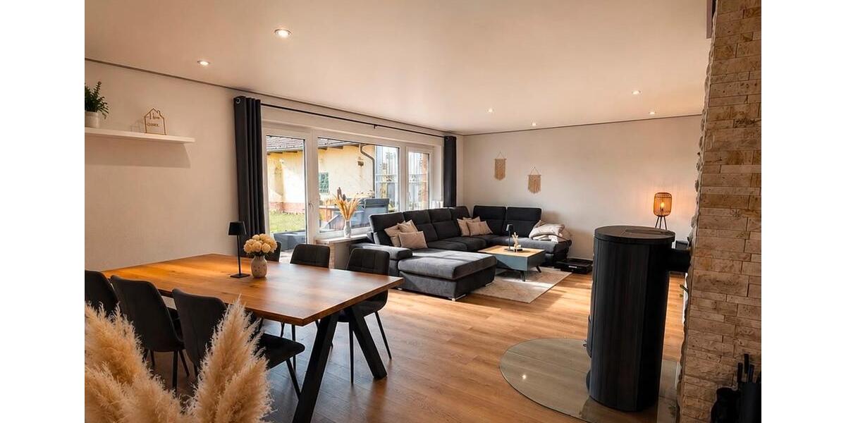 Einfamilienhaus Breuna - 6 Zimmer, 206 m&sup2;, 295.000&euro; | Angebot:26856081